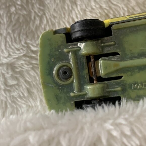 Vintage Uniborn Ford Mustang Yellow Die Cast Toy Car Vehicle Hong Kong - Picture 7 of 8